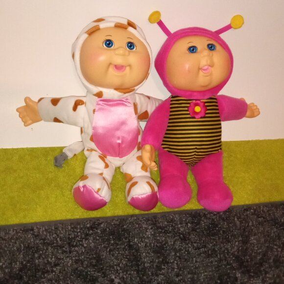 VINTAGE LOT OF 2 ADDORABLE CABBAGE PATCH KIDS CUTIES BARNYARD FRIENDS - Picture 1 of 14